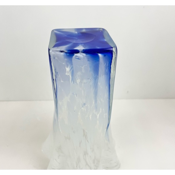 Handkerchief Vase White And Cobalt Blue Splatter Art Glass 9.25” Vase - Picture 12 of 15